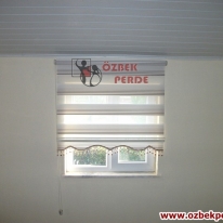 renk-skalasi-pliseli-zebra-perde-kahveli-etekli