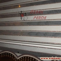 savaroski-tasli-zebra-perdesi