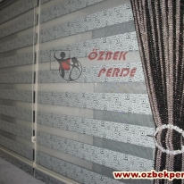 siyah-gumus-renkli-domino-zebra-perdesi