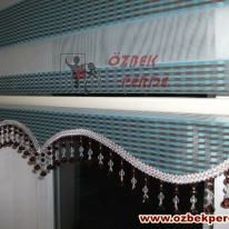 turkuaz-kahve-renkli-hasir-zebra-perde-gorseli