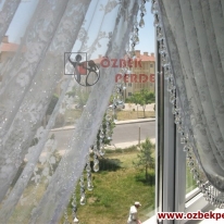 cali-desenli-kruvaze-perde-cesidi