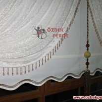 dal-desenli-kruvaze-perde-boncuklu-aksesuarli