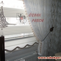 ekru-renkli-tirpan-kruvaze-perde-gorseli