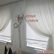 fonlu-sacak-kruvaze-perde-modeli