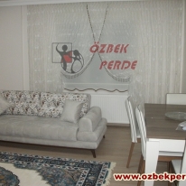 kahverengi-boncuklu-kruvaze-perde-gorseli