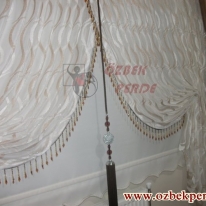 sakalli-ve-kahve-boncuklu-kruvze-perde