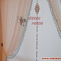 turkuaz-boncuklu-kruvaze-perde-modeli