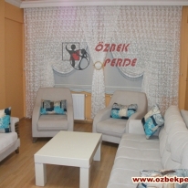 turkuaz-boncuklu-yaprak-kruvaze-perde-modeli