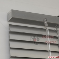 gumus-renkli-metal-jaluzi