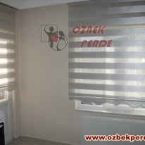 beyaz-renkli-gumus-siva-zebra-perde-modeli