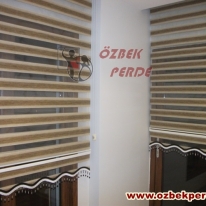 kahverenkli-golgeli-mutfaklik-zebra-perde-gorseli