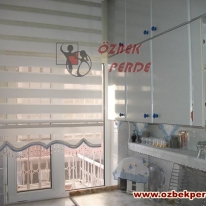 mavi-sutasli-zebra-perdesi