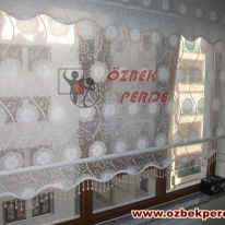 mini-cicekli-beyaz-renkli-brillant-tul-stor-perde-gorseli