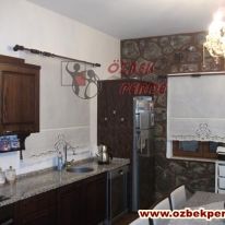 mutfak-icin-perge-etegi-oymali-stor-perde-modeli