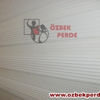 dar-pliseli-zebra-perde-ekru-renkli-gorseli