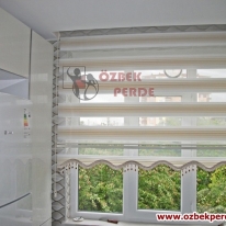 duru-pliseli-zebra-perde-krem-rengi