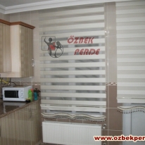 golgeli-etekli-boncuklu-mutfaklik-zebra-perde.JPG