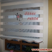 gumus-simli-pliseli-zebra-perde