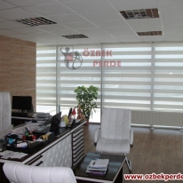 is-yerine-eteksiz-pliseli-zebra-perde