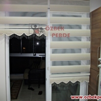 kahve-renk-gecisli-pliseli-roya-zebra-perdesi