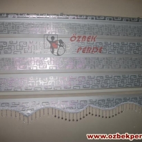 kare-plise-zebra-perdesi