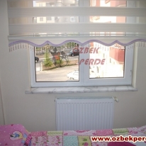 krem-renkli-pliseli-zebra-perdesi