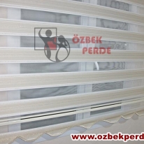 micro-simli-zebra-perde-altin-renkli-etekli