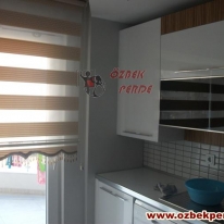 pliseli_zebra_stor_perdesi