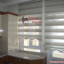 renk-skalasi-kahveli-mutfak-zebra-perdesi