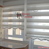 renk-skalasi-kahveli-pliseli-mutfak-zebra-perdesi