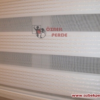 sirma-pliseli-zebra-perde-modeli