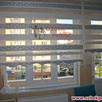 turkuaz-yari-pliseli-yaprak-zebra-perde-modeli