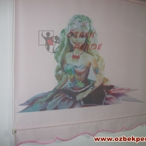 barbie-baskili-stor-perde-modeli