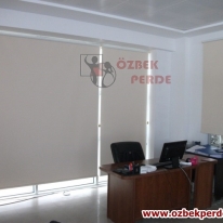 burolara-krem-renkli-karartma-stor-perde