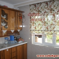 kahve-cicekli-tul-stor-perde