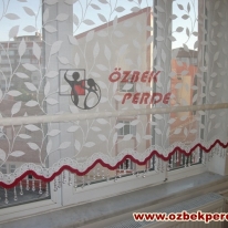 krem-renkli-yaprakli-brillant-tul-stor-perdesi