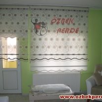 mini-cicekli-kahverenkli-tul-stor-perde-gorseli