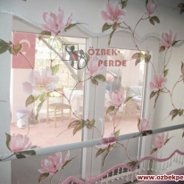 pembe-gullu-tul-stor-perdesi