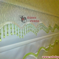 perspektif-gullu-tul-stor-perde-yesil-boncuklu