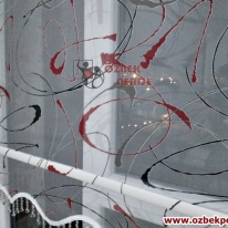 sanat-tul-stor-perde-kirmizi-siyah-renkli