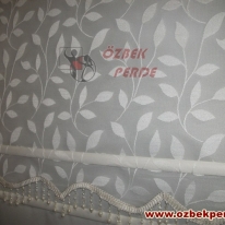 yaprak-islemeli-etegi-inci-boncuklu-tul-stor-perdesi