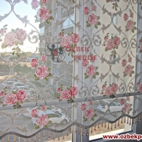 yumru-tul-stor-perde-kirmizi-renkli-etekli