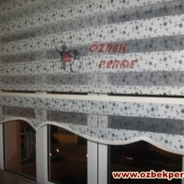 mini-cicekli-kahverenkli-zebra-perde