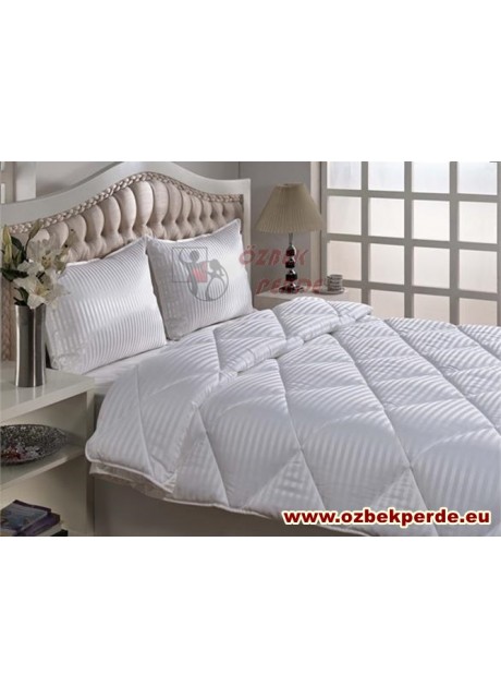 Lüx Jakarlı Yorgan